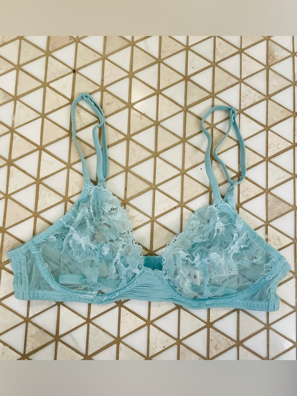 La Perla Bralette 34 B Sheer Lace Wireless Silk Blend